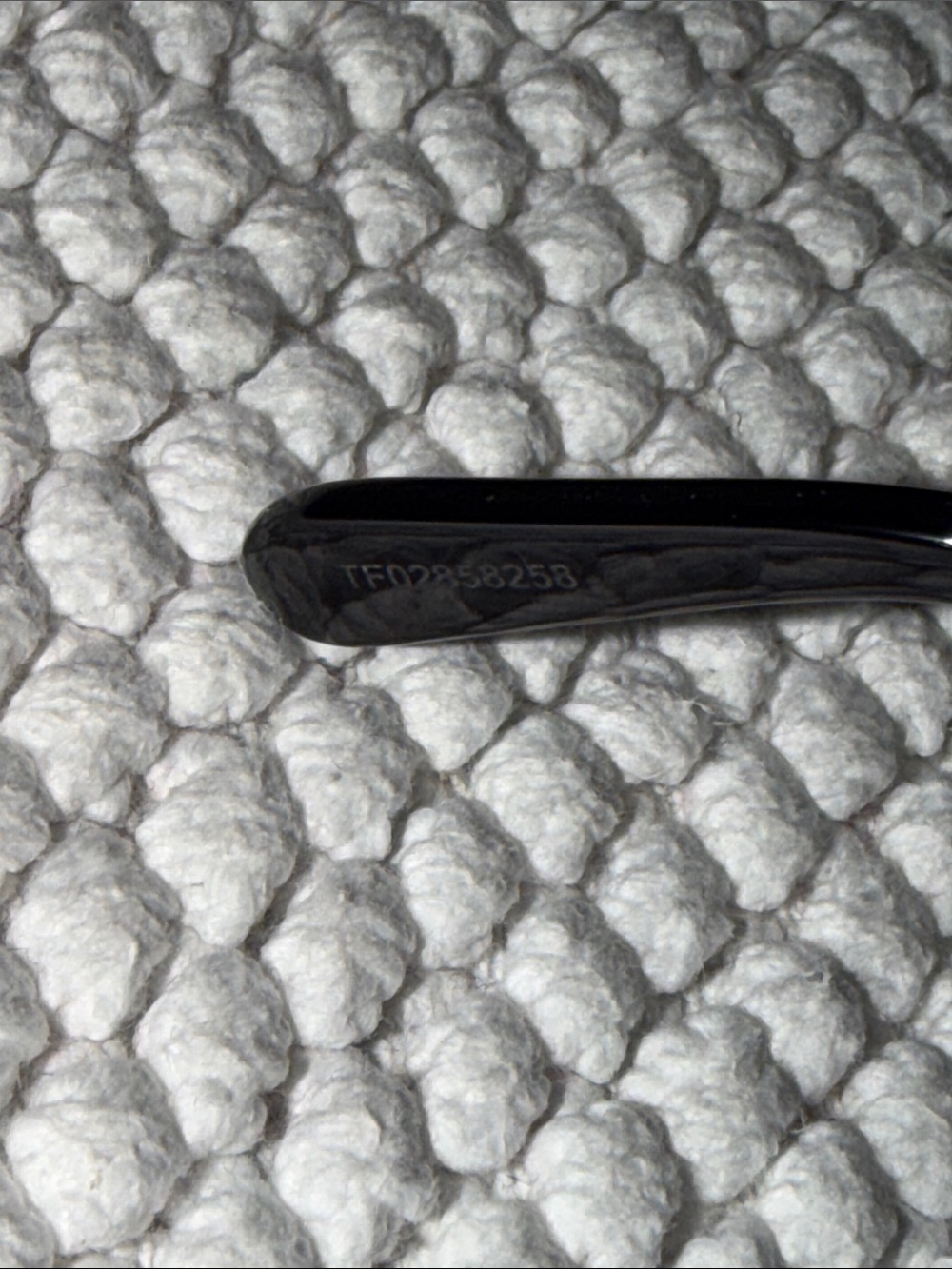 Celine 56MM Narrow Reverse Cat Eye Sunglasses CL4019N - Picture 10 of 10